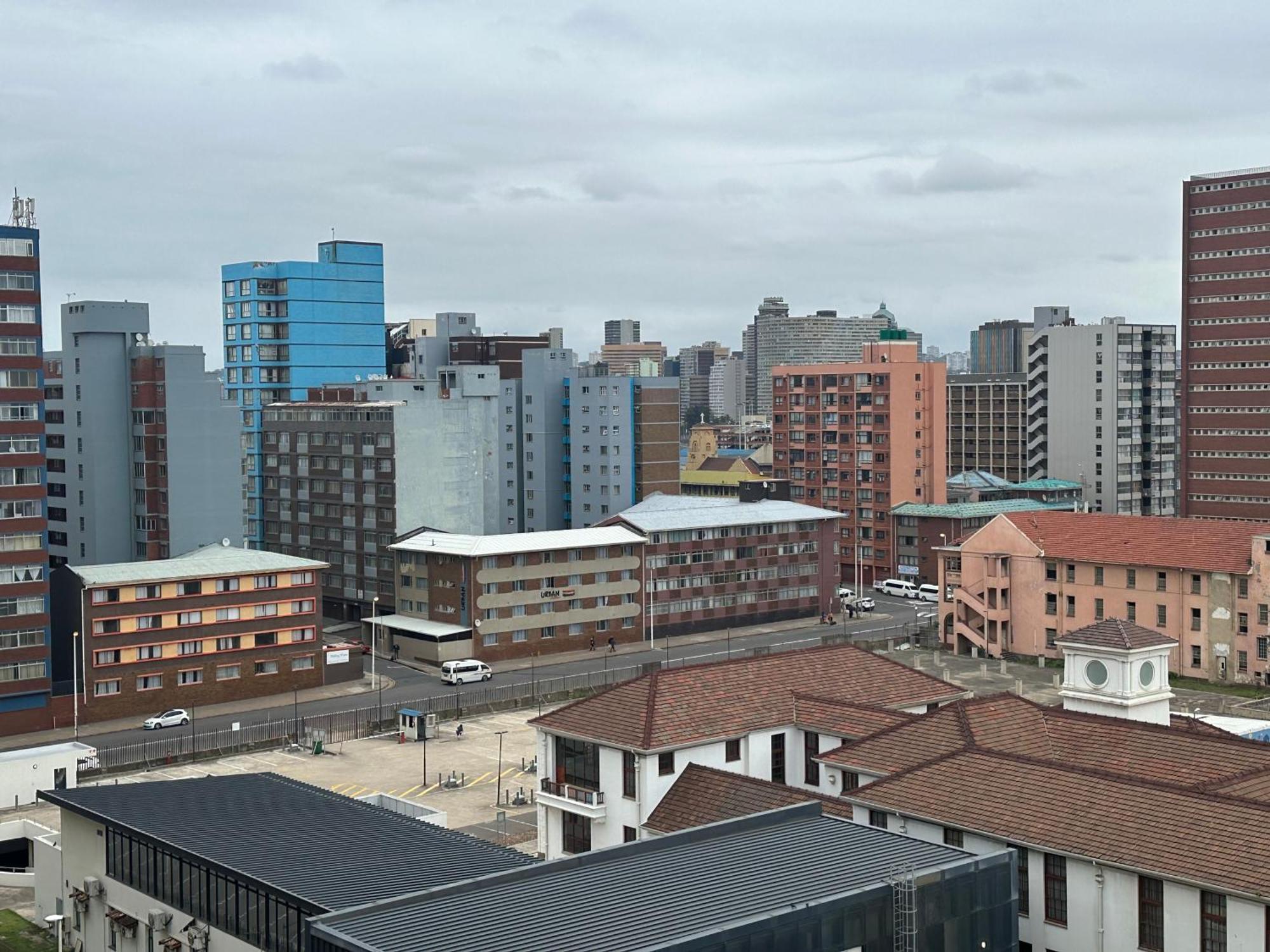 Bongz Accomodation@ Tenbury Apartment Durban Exterior photo